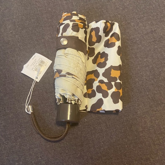 NWT Coach Ocelot Mini Umbrella - Picture 4 of 4